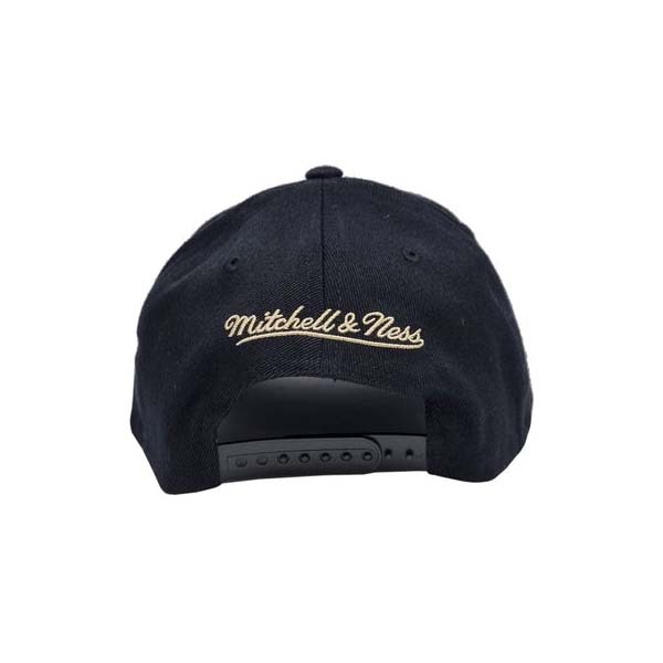 Mitchell & Ness - RAIDERS LAY UP CLASSIC SNAPBACK