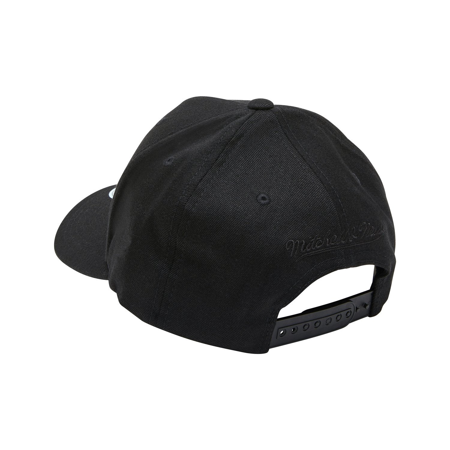 CHICAGO BULLS BLACK TEAM LOGO 5 PANEL CLASSIC SNAPBACK
