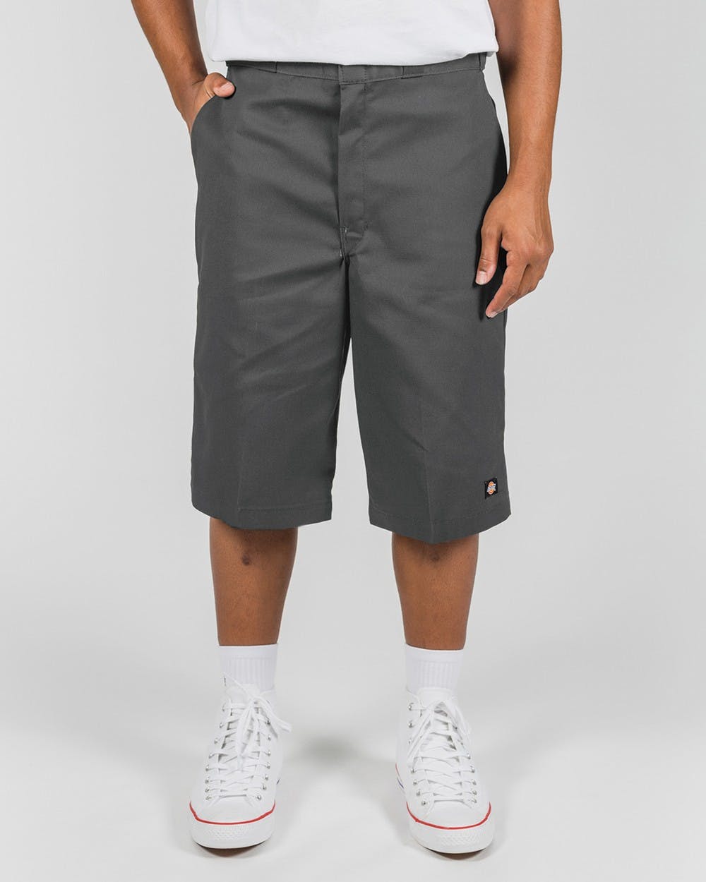 DICKIES - 42283 13 INCH LOOSE FIT MULTI POCKET WORK SHORT - CHARCOAL