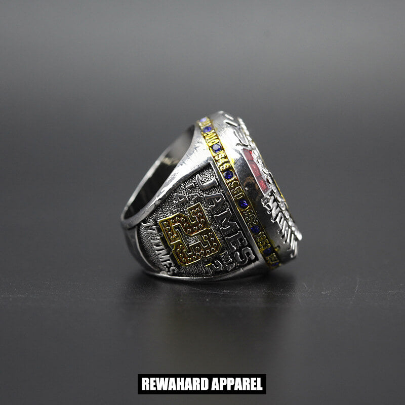 NBA - Lakers World championship rings - James
