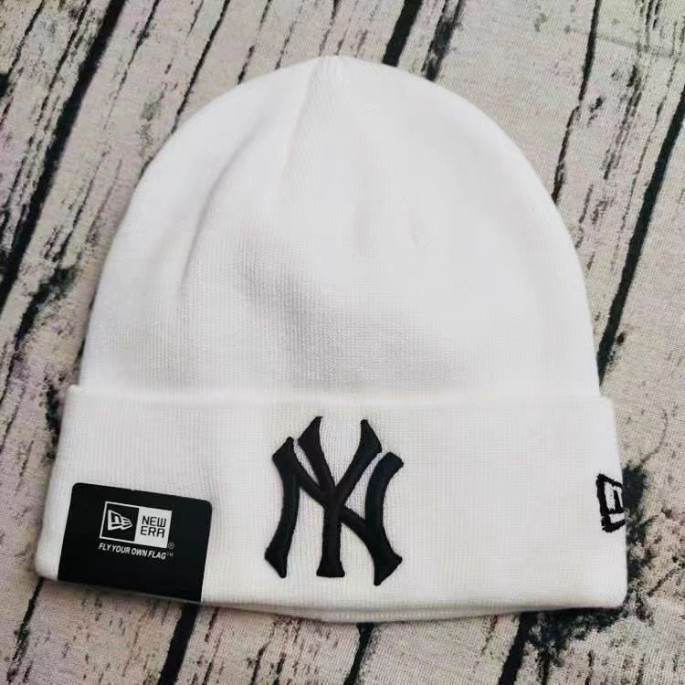 New Era - New York Yankees Knit Beanie - WHITE