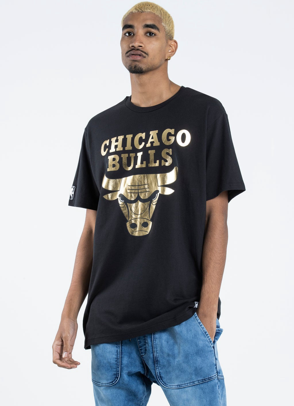 MITCHELL & NESS - Gold Foil Chicago Bulls Team Tee