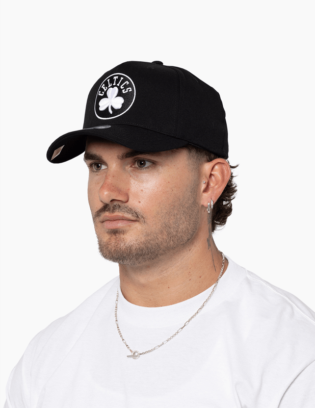 MITCHELL & NESS Snapback Celtics Black & White