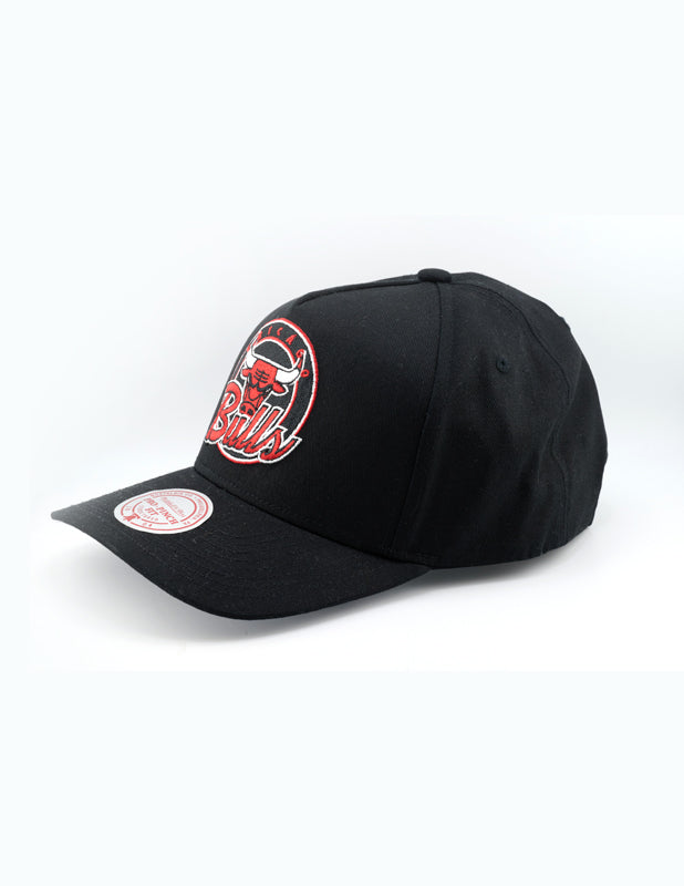 Mitchell and Ness Easy Win Pro Pinch Bull - Black
