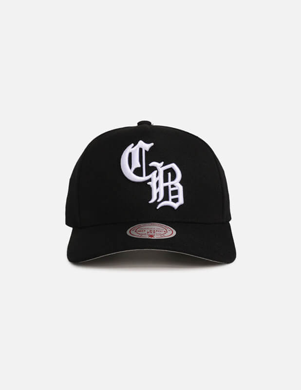 Mitchell & Ness Chicago Bulls 'Monogram' Pro Pinch Snapback