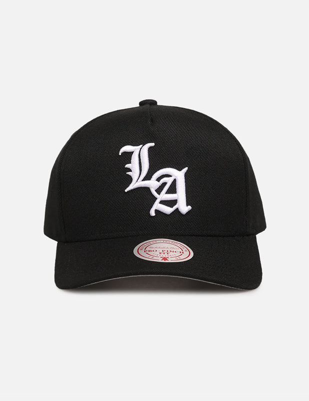 MITCHELL & NESS Snapback Gothic Letter Pro Pinch Lakers - Black