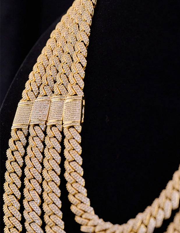 Iced Diamond Cuban Chain Necklace 10mm