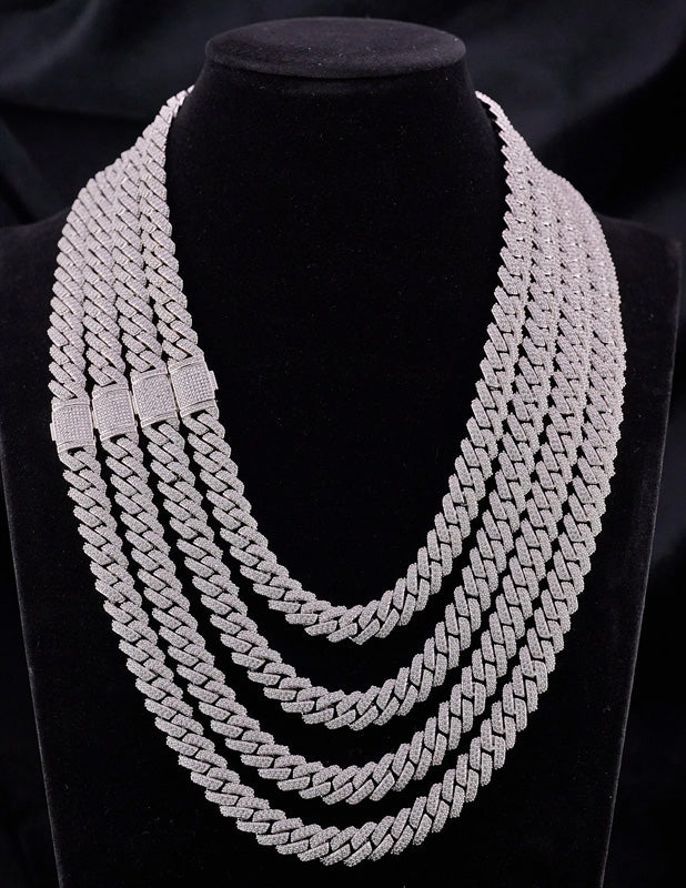 Iced Diamond Cuban Chain Necklace 10mm