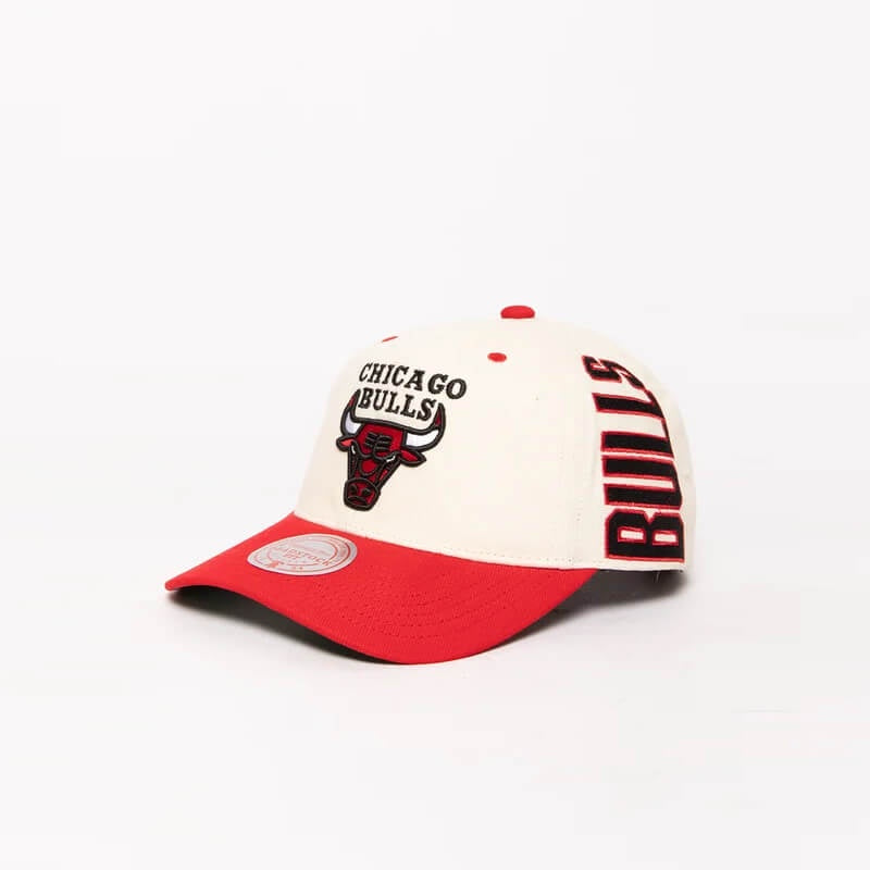 MITCHELL & NESS - Chicago Bulls Side Sweep Deadstock Snapback