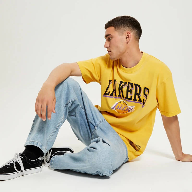MITCHELL & NESS - Vintage Keyline Logo Tee Lakers Faded Yellow