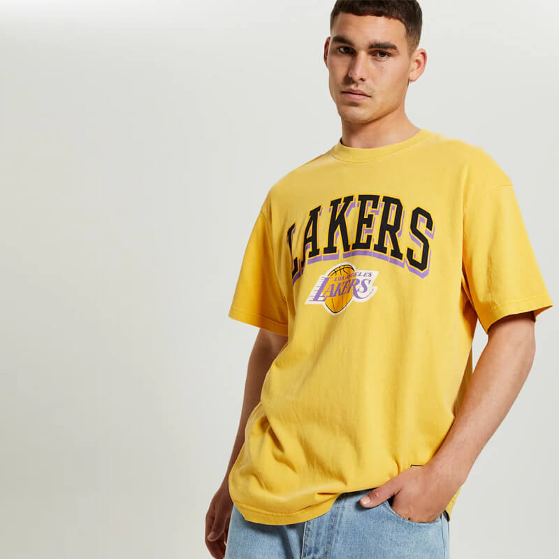 MITCHELL & NESS - Vintage Keyline Logo Tee Lakers Faded Yellow