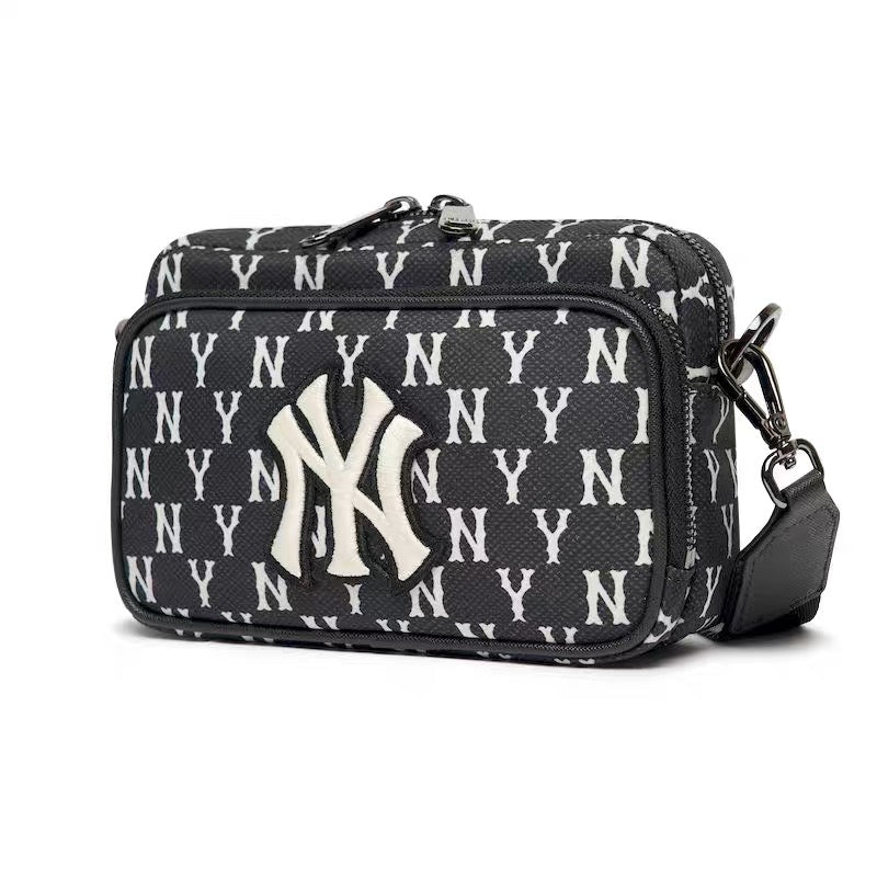 MLB - New York Yankees Shoulder Bag - Rewahard Apparel