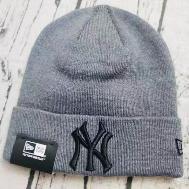 New Era - New York Yankees Knit Beanie - CHARCOAL